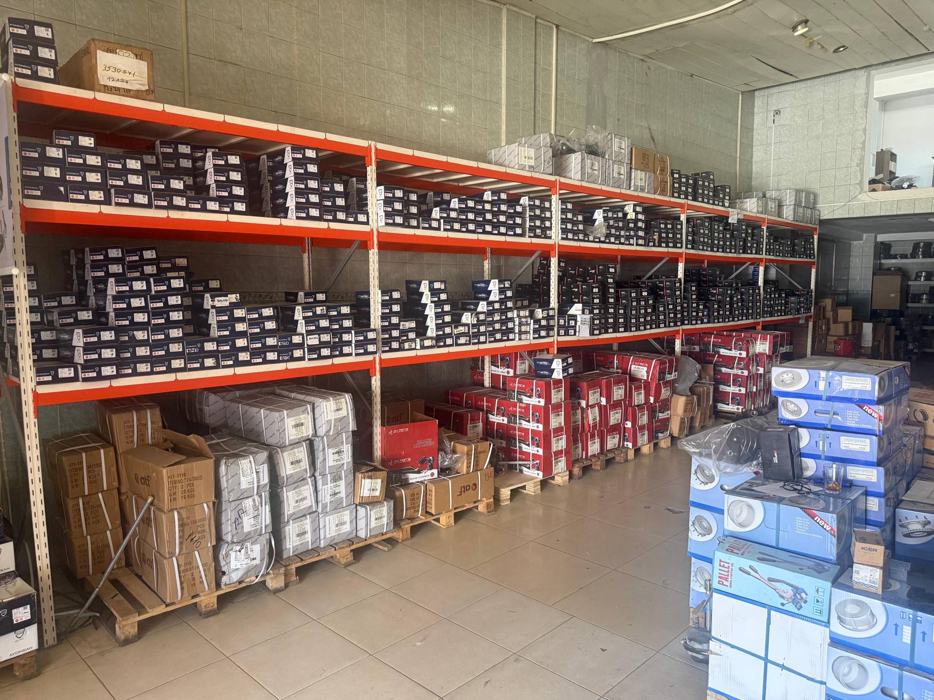 İzmir Fren Otomotiv Aydınsan Stok Alanı